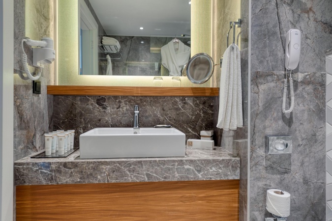 Deluxe Standart Banyo 